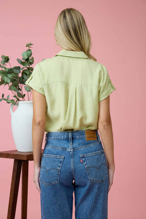 SHORT TAB SLEEVE BUTTON DOWN SHIRT