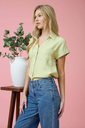 SHORT TAB SLEEVE BUTTON DOWN SHIRT
