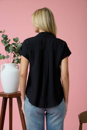 SHORT TAB SLEEVE BUTTON DOWN SHIRT