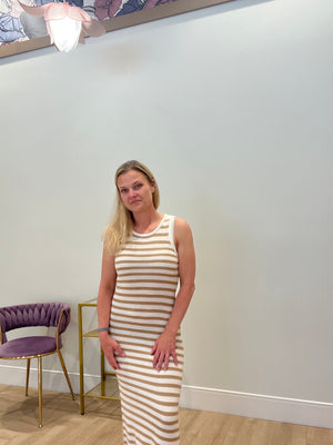 Sleeveless knit dress