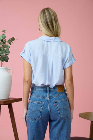 SHORT TAB SLEEVE BUTTON DOWN SHIRT