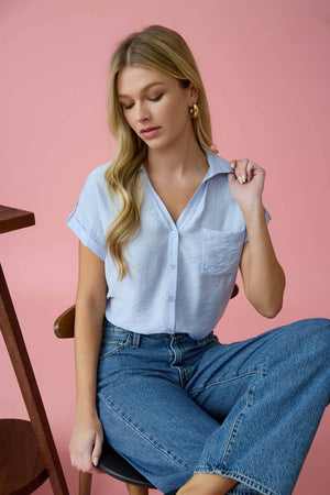 SHORT TAB SLEEVE BUTTON DOWN SHIRT