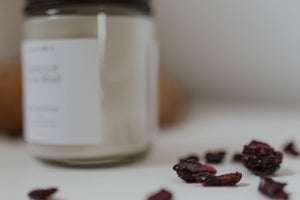 CRANBERRY + ARTISAN BREAD CANDLES