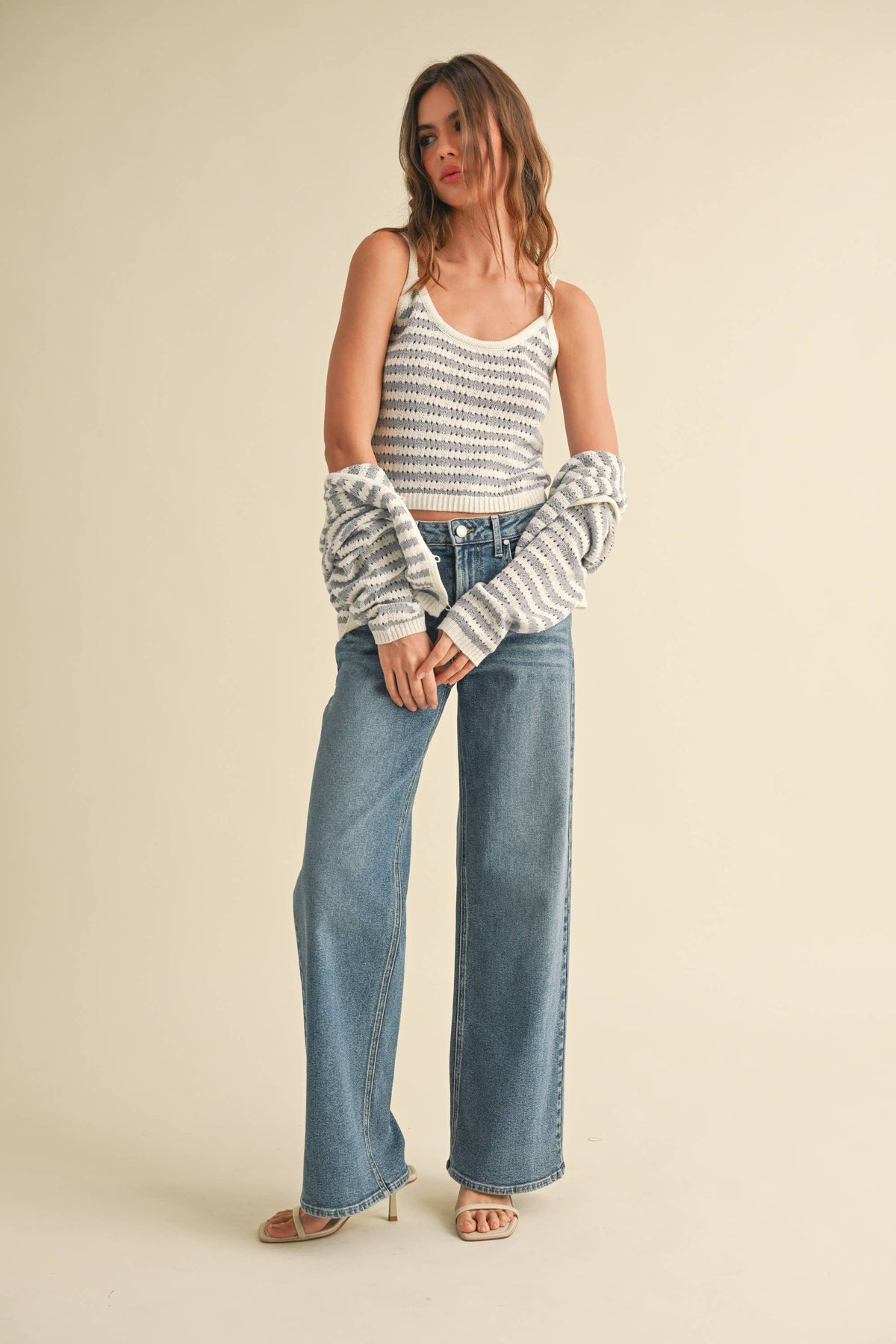 T2971   CROCHET KNITTED TANK TOP