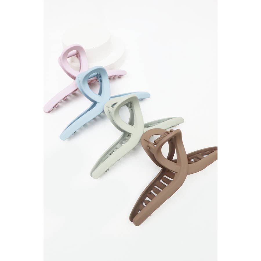 Matte Crescent Claw Hair Clip