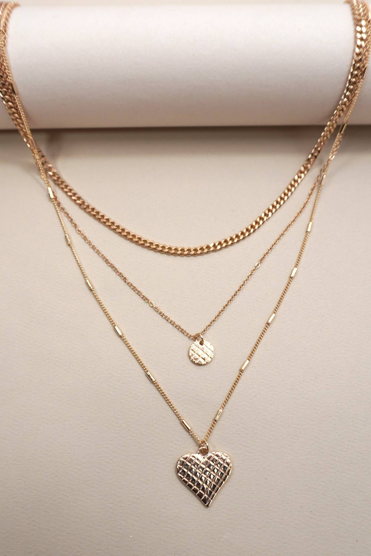 CHECKER ENGRAVED HEART CHARM LAYERED NECKLACE