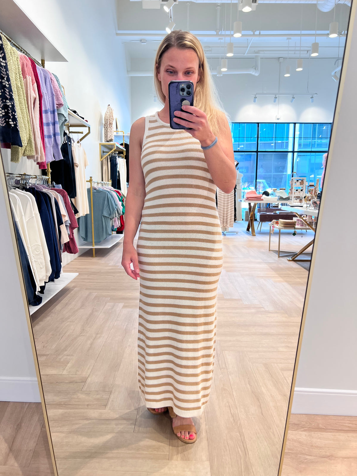 Sleeveless knit dress