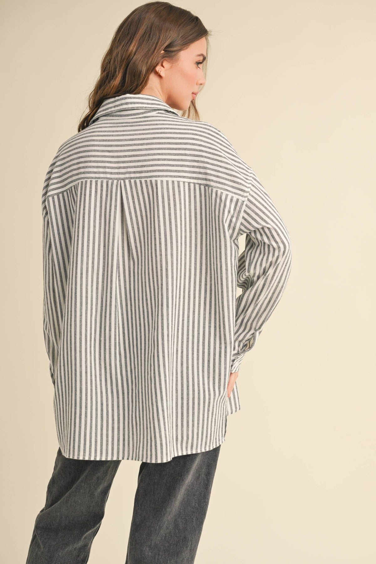 Miou Muse STRIPED PATTERN BUTTON DOWN SHIRTS