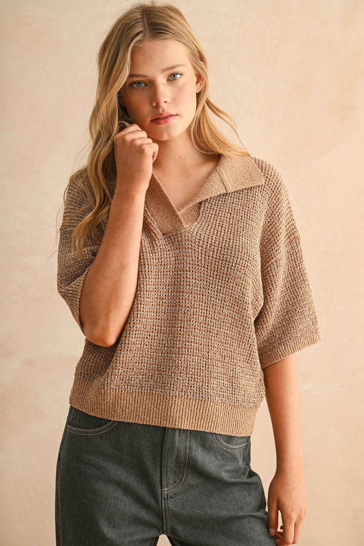 T4519   MULTI COLOR COLLARED KNITTED TOP