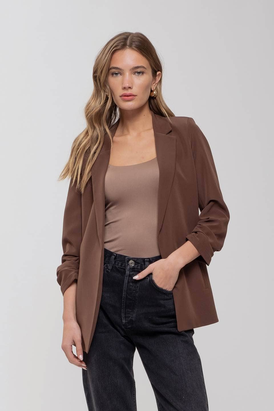 3/4 RUCHED SLEEVE BLAZER