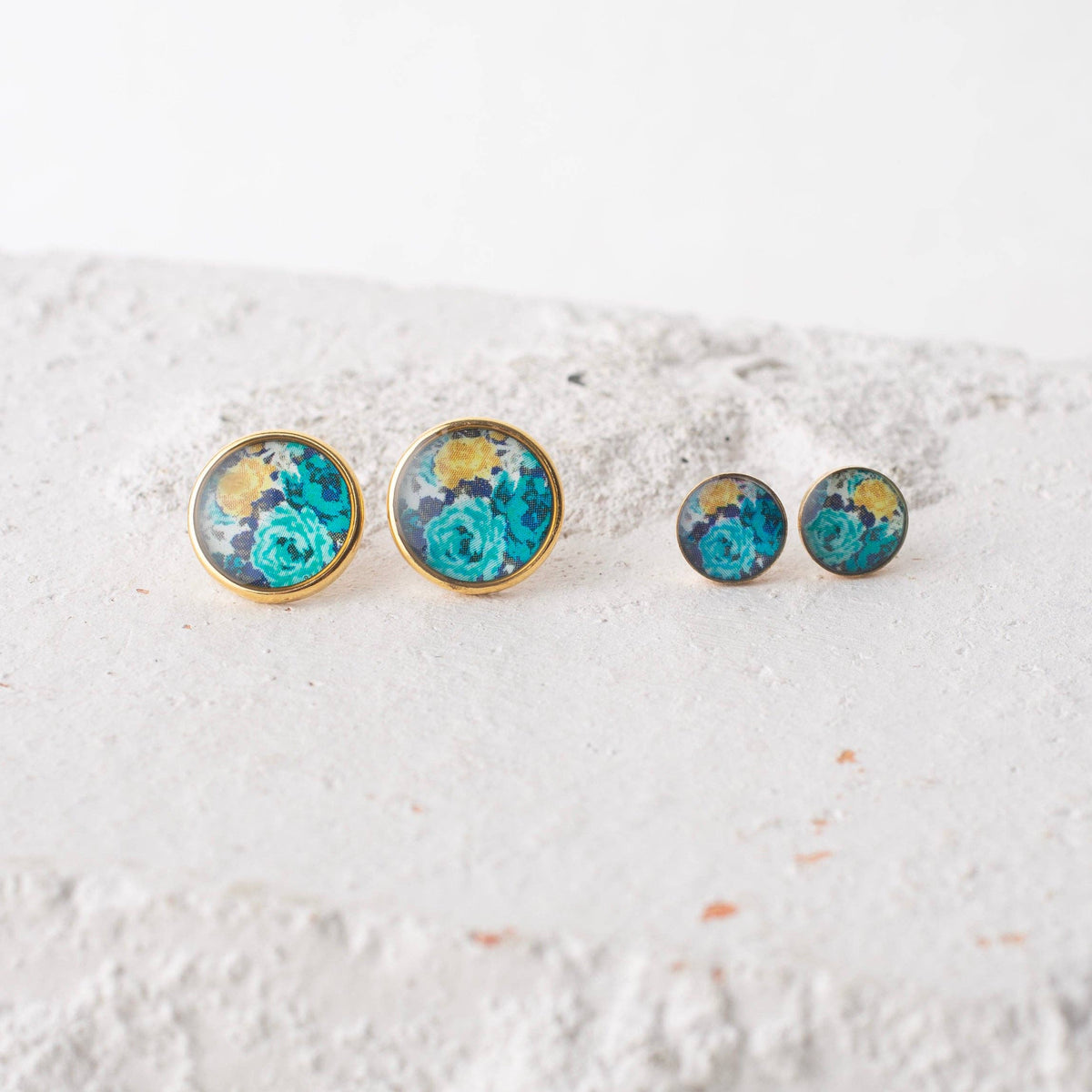 Vintage Flower Post Earrings