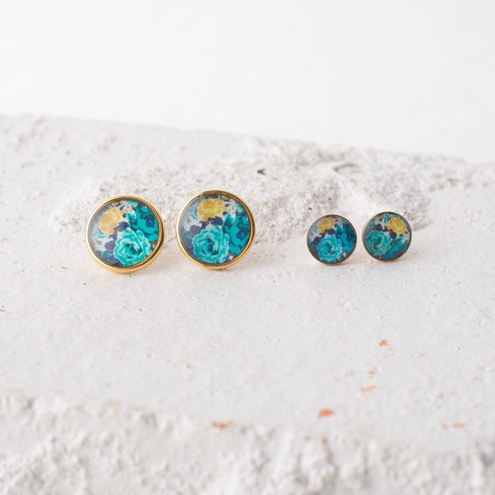 Vintage Flower Post Earrings