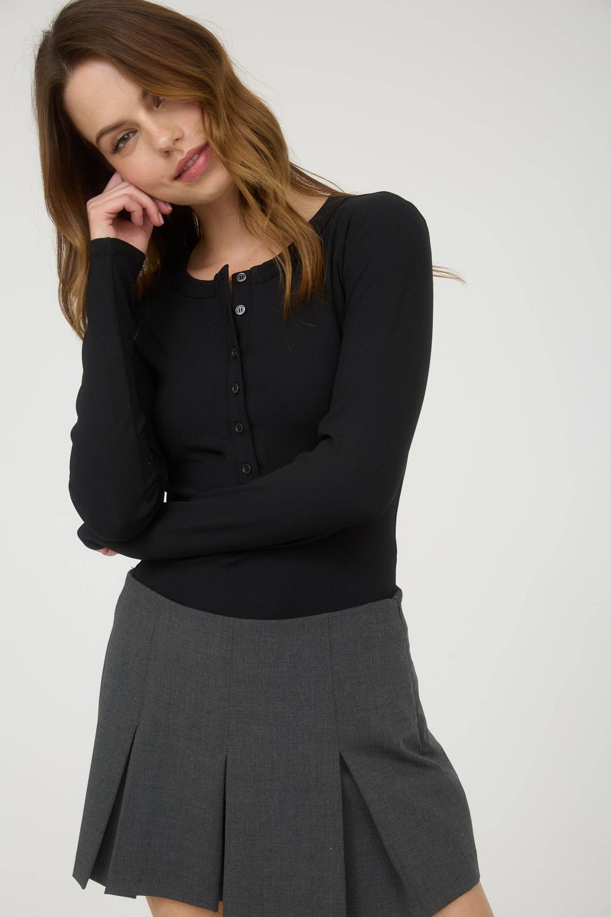 RIBBED LONG SLEEVE HENLEY