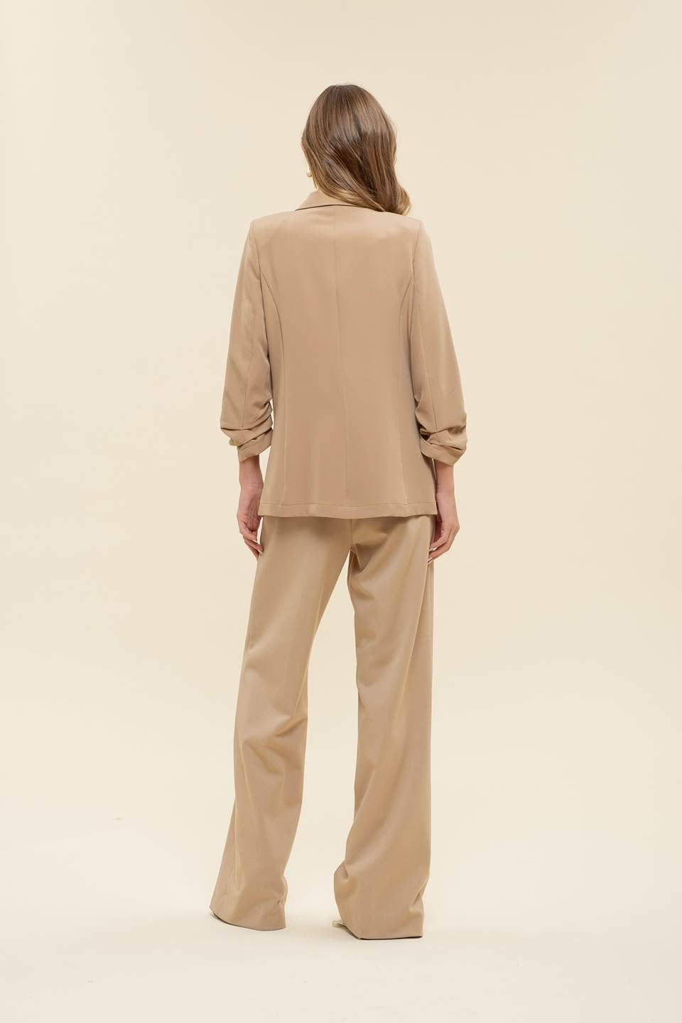 3/4 RUCHED SLEEVE BLAZER